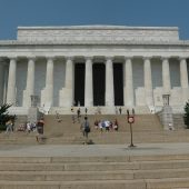  Lincoln Memorial